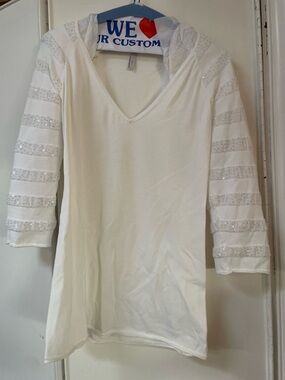 Women's White V-Neck Top with Sequin Stripe Sleeves size M